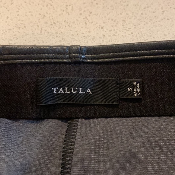 Aritzia Talula Black vegan leather skirt size small - Picture 2 of 2